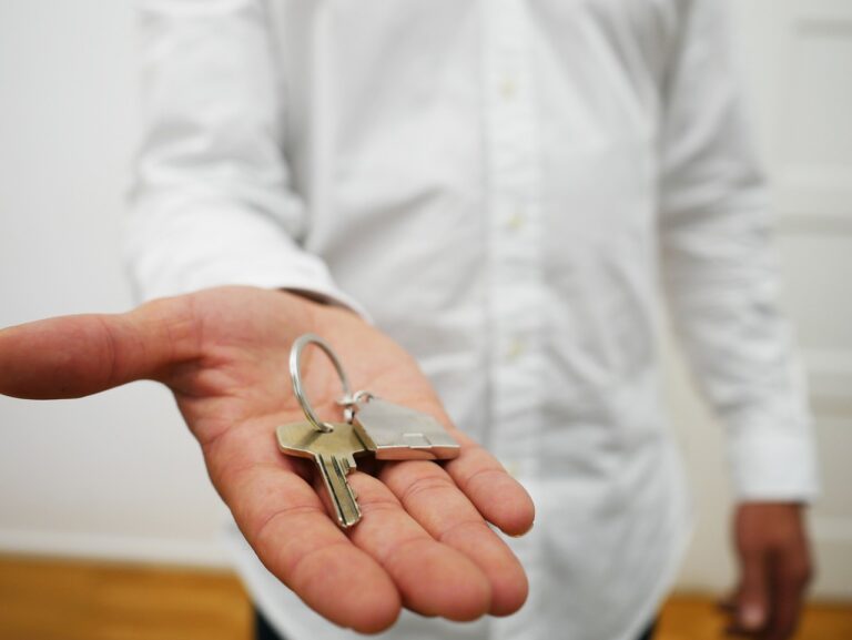 Which companies offer Locksmith and Key Copy services in Miami Beach?